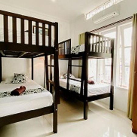 Dormitory Tourism Sritanjung Banyuwangi By Gajahsora Management Dış mekan fotoğraf