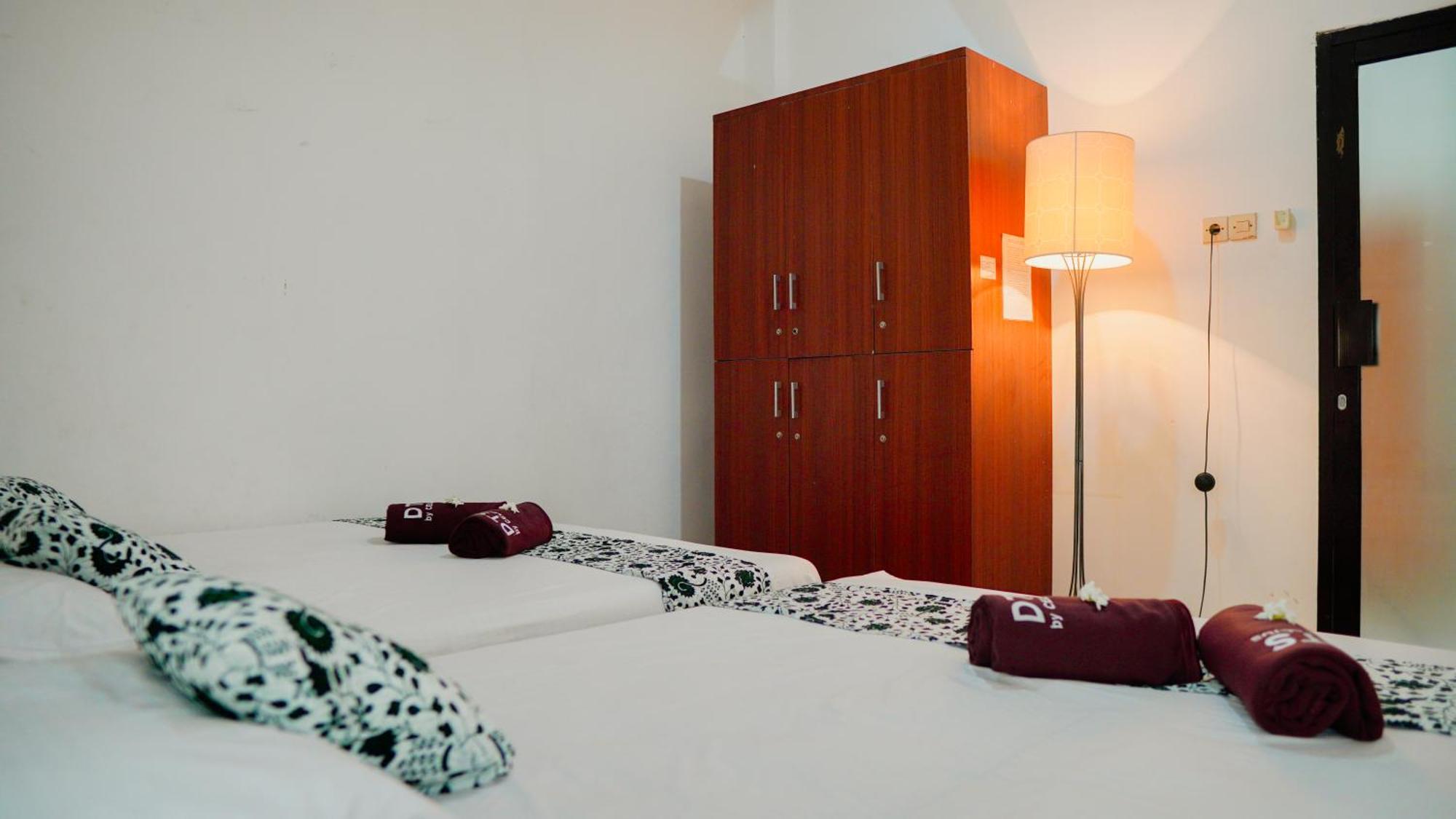Dormitory Tourism Sritanjung Banyuwangi By Gajahsora Management Dış mekan fotoğraf